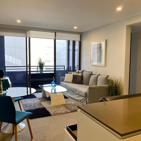 Governor Luxe 1 Bedroom Apartment In The Heart Of Barton Wifi Gym Wine Secure Parking Canberra Kingston Eksteriør billede