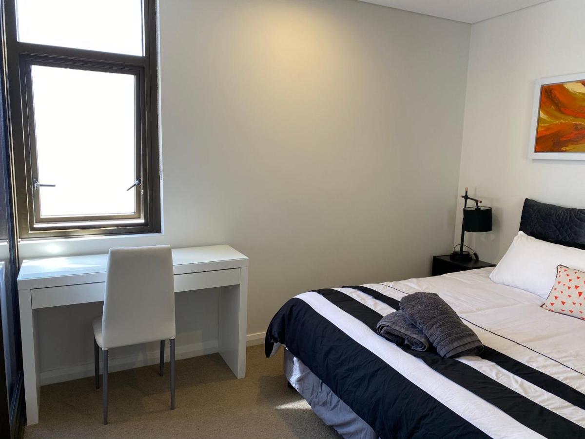 Governor Luxe 1 Bedroom Apartment In The Heart Of Barton Wifi Gym Wine Secure Parking Canberra Kingston Eksteriør billede